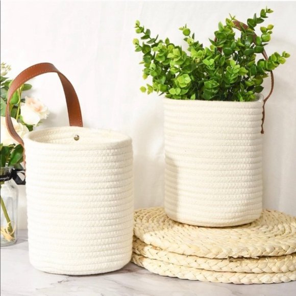 2 Hanging Baskets Brand New - Picture 2 of 3